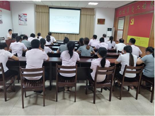 澳彩集团有限公司
顺利开展2019年工程系列 职称申报培训会